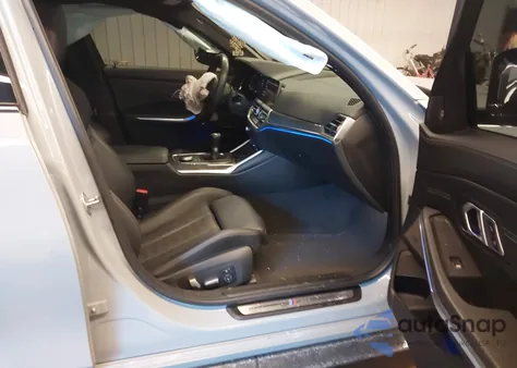 2021 BMW M3 Sedan z USA, uszkodzony, nr VIN WBS53AY08MFL00775